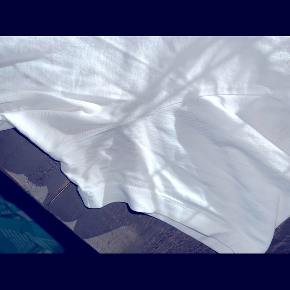 Any 4 tops for ✨$30! Bundle and send $30 offer!
Calvin Klein Pima Cotton Tee XL - Picture 6 of 6